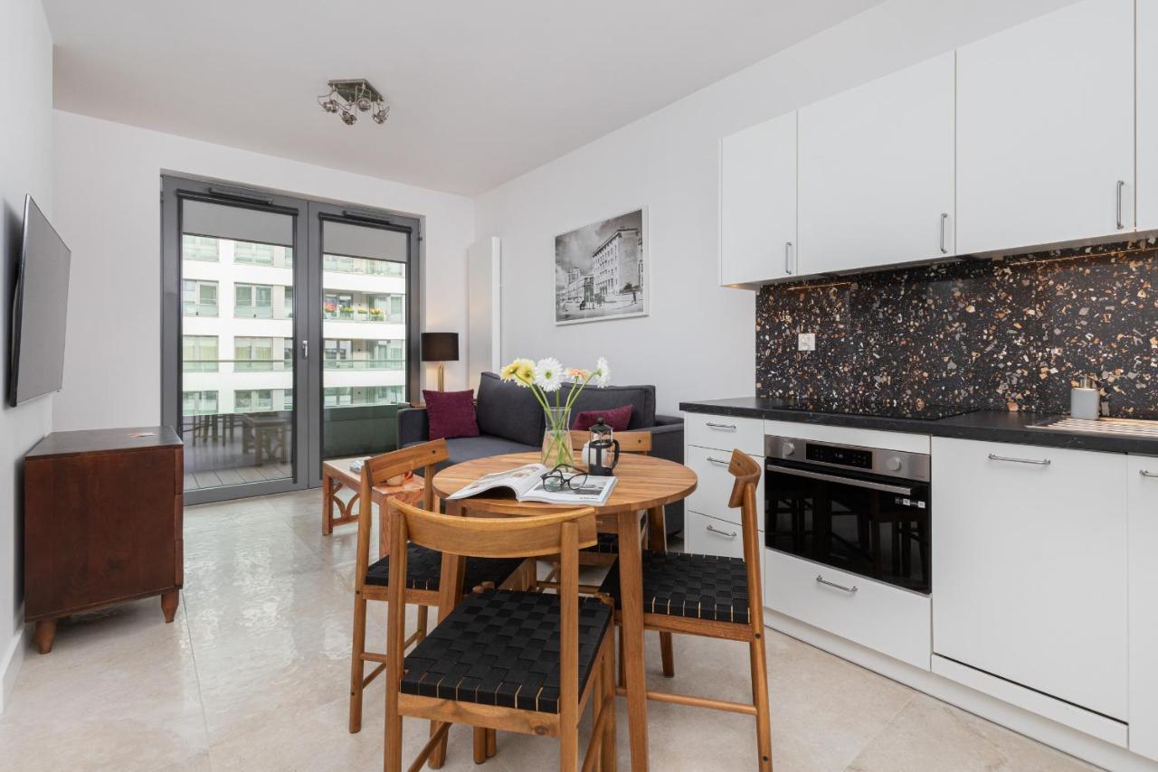 Plac Unii Apartment Gdynia City Centre By Noclegi Renters Exterior photo